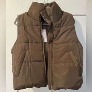 Automet puffer vest- NWT Size M